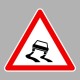 KRESZ tábla, Közúti jelzőtábla - "A" Veszélyt jelző táblák - Csúszós úttest